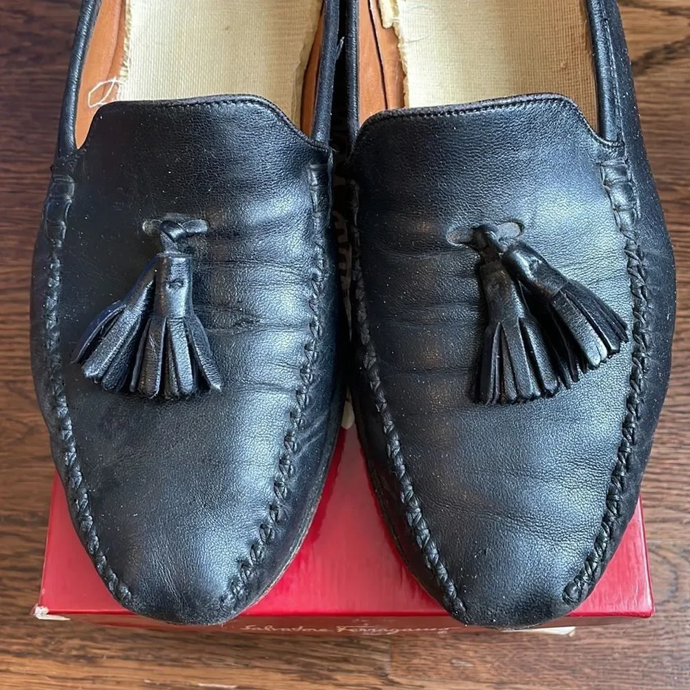 Vtg Salvatore Ferragamo‎ “Persus” black Nappa calf slip on loafers with tassels